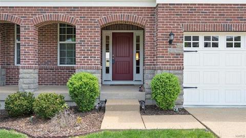 404 Maple Rise Path, Chesterfield, MO 63005 photo 3