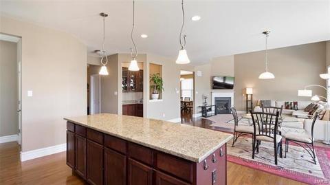 404 Maple Rise Path, Chesterfield, MO 63005 photo 16