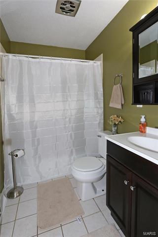 3676 Long, Saint Ann, MO 63074 photo 12