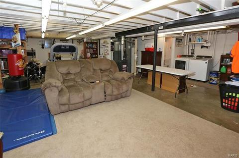 3676 Long, Saint Ann, MO 63074 photo 14