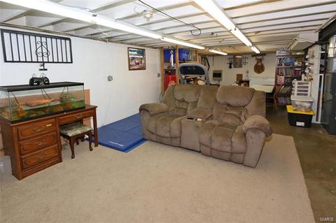 3676 Long, Saint Ann, MO 63074 photo 13
