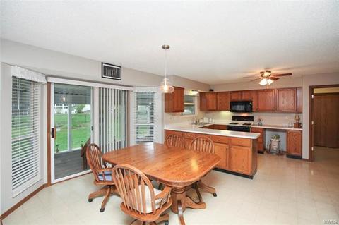 2615 Dunmore Cir, O'fallon, MO 63368 photo 12