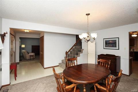 2615 Dunmore Cir, O'fallon, MO 63368 photo 5