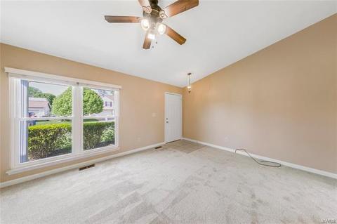 614 Sundance Dr, O'fallon, MO 63368 photo 4