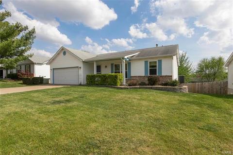 614 Sundance Dr, O'fallon, MO 63368 photo 2