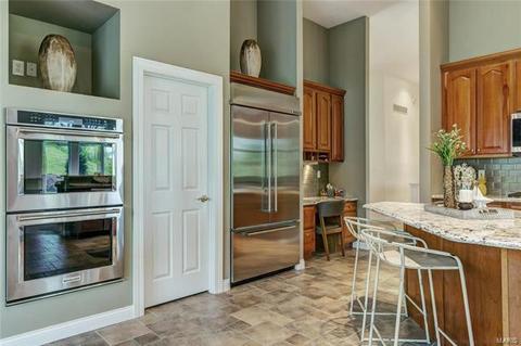 1254 Polo Lake Dr, Ellisville, MO 63021 photo 14