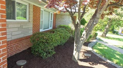 8619 S Laclede Sta, Saint Louis, MO 63123 photo 45