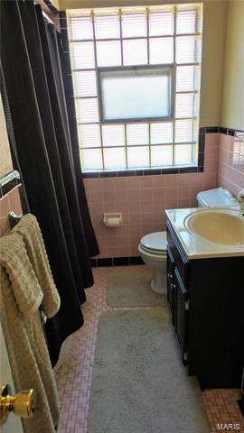 8619 S Laclede Sta, Saint Louis, MO 63123 photo 23