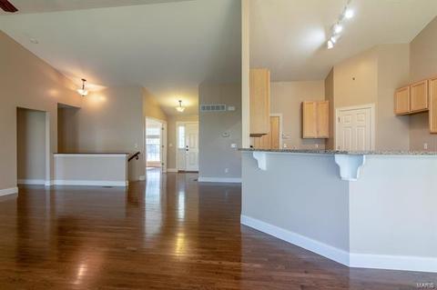 961 Summit Oaks Dr, Eureka, MO 63025 photo 7