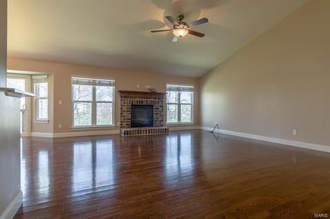 961 Summit Oaks Dr, Eureka, MO 63025 photo 9