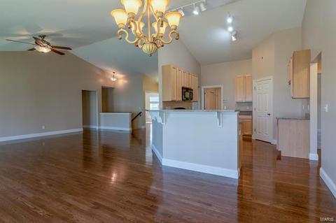 961 Summit Oaks Dr, Eureka, MO 63025 photo 11