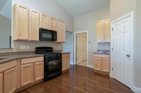 961 Summit Oaks Dr, Eureka, MO 63025 photo 14
