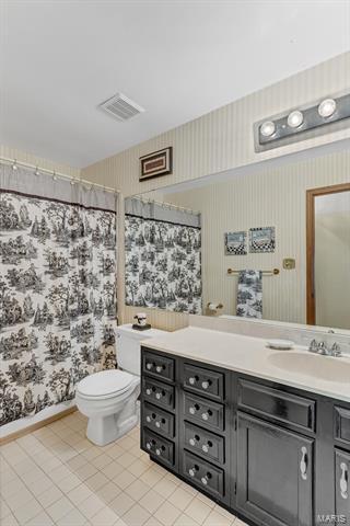 710 Eaglebrooke Dr, Ballwin, MO 63021 photo 33