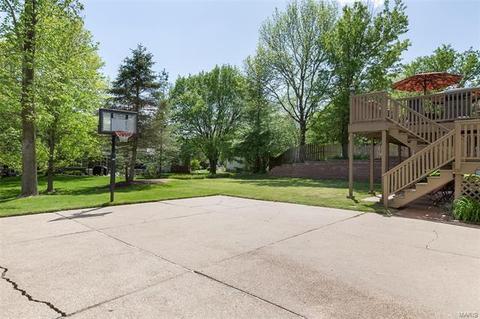 623 Dougherty Ter, Ballwin, MO 63021 photo 49