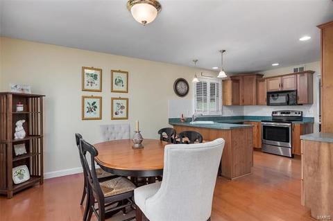 623 Dougherty Ter, Ballwin, MO 63021 photo 15