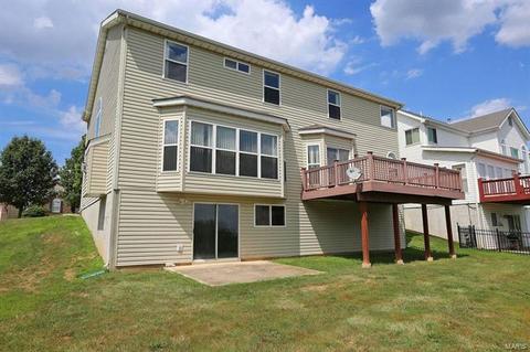 298 Arbor Trails Dr, Ballwin, MO 63021 photo 2