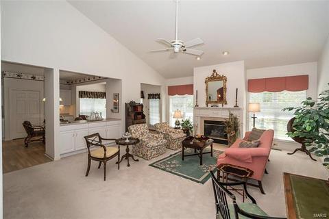241 Greenburn Dr, Weldon Spring, MO 63304 photo 16