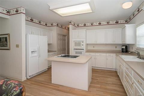 241 Greenburn Dr, Weldon Spring, MO 63304 photo 25