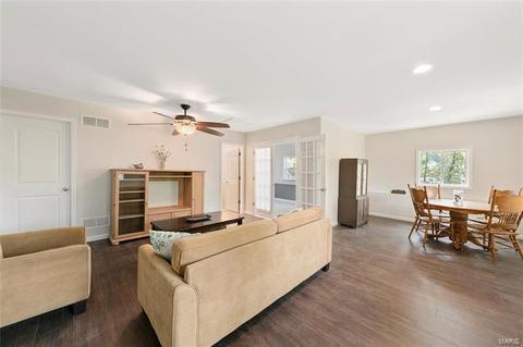 305 E Pitman St, O'fallon, MO 63366 photo 19