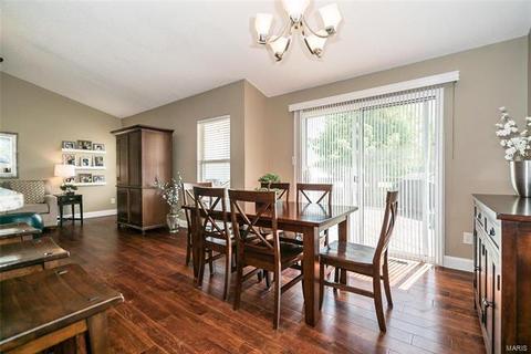 1122 Bellow Falls Dr, O'fallon, MO 63368 photo 9