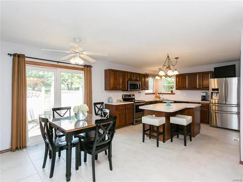 103 Hunters Lake Ct, Eureka, MO 63025 photo 22