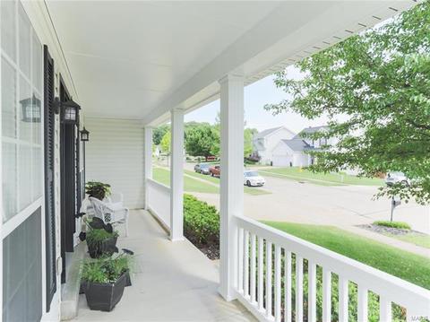 103 Hunters Lake Ct, Eureka, MO 63025 photo 3