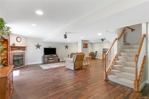 465 Gateford, Ballwin, MO 63021 photo 21