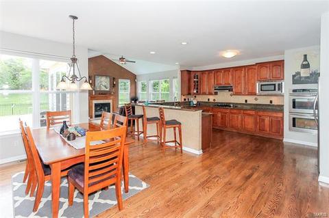 1460 Lucerne Manors Dr, Weldon Spring, MO 63304 photo 22