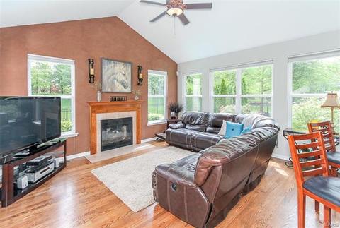1460 Lucerne Manors Dr, Weldon Spring, MO 63304 photo 28