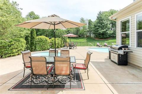 1460 Lucerne Manors Dr, Weldon Spring, MO 63304 photo 7