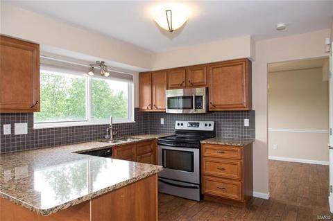 4 Beckewith Ct, O'fallon, MO 63368 photo 3