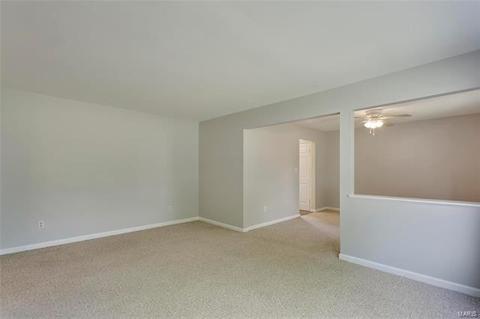 710 Henry Ave, Ballwin, MO 63011 photo 4