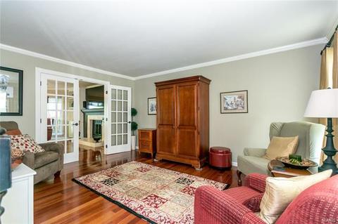 737 Spring Hill Farm, Ballwin, MO 63021 photo 7