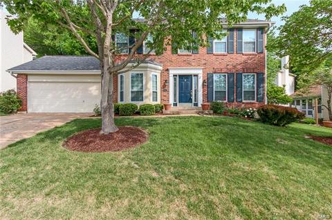 737 Spring Hill Farm, Ballwin, MO 63021 photo 1