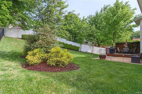 737 Spring Hill Farm, Ballwin, MO 63021 photo 32