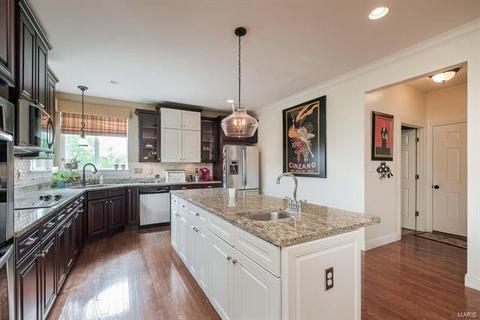 705 Hedgewood, O'fallon, MO 63368 photo 25