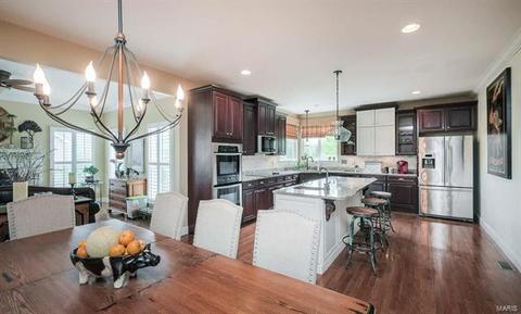 705 Hedgewood, O'fallon, MO 63368 photo 21