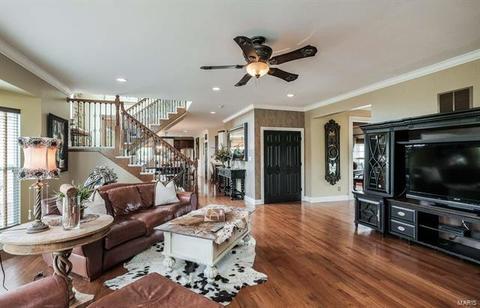 705 Hedgewood, O'fallon, MO 63368 photo 18
