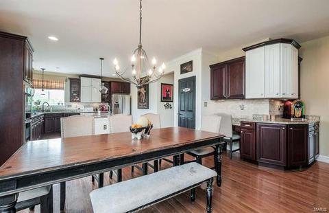 705 Hedgewood, O'fallon, MO 63368 photo 23