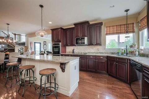 705 Hedgewood, O'fallon, MO 63368 photo 27