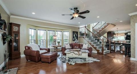 705 Hedgewood, O'fallon, MO 63368 photo 16