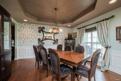 705 Hedgewood, O'fallon, MO 63368 photo 11