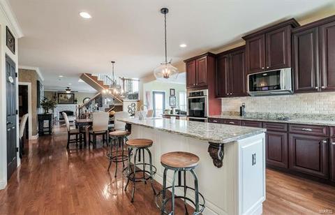 705 Hedgewood, O'fallon, MO 63368 photo 26