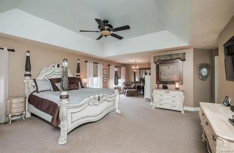 705 Hedgewood, O'fallon, MO 63368 photo 35
