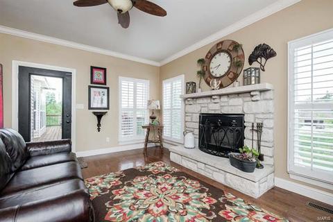 705 Hedgewood, O'fallon, MO 63368 photo 30