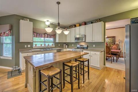 515 Meramec View Dr, Eureka, MO 63025 photo 8