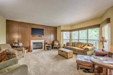 515 Meramec View Dr, Eureka, MO 63025 photo 4