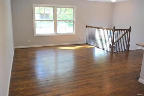 626 Sandy Oak, Manchester, MO 63021 photo 2