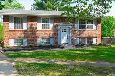 626 Sandy Oak, Manchester, MO 63021 photo 1