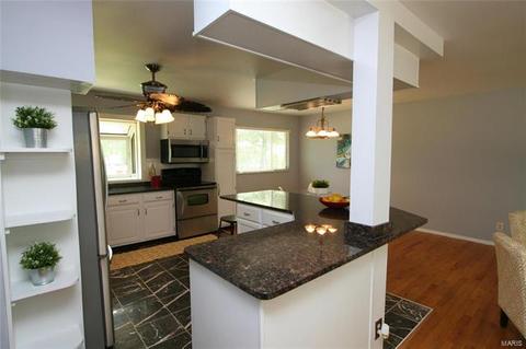 1109 Bromfield Ter, Manchester, MO 63021 photo 10
